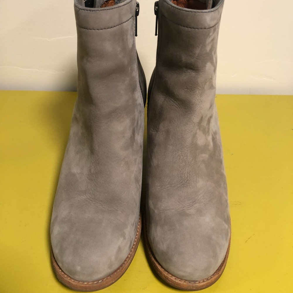 Soft suede Frye booties